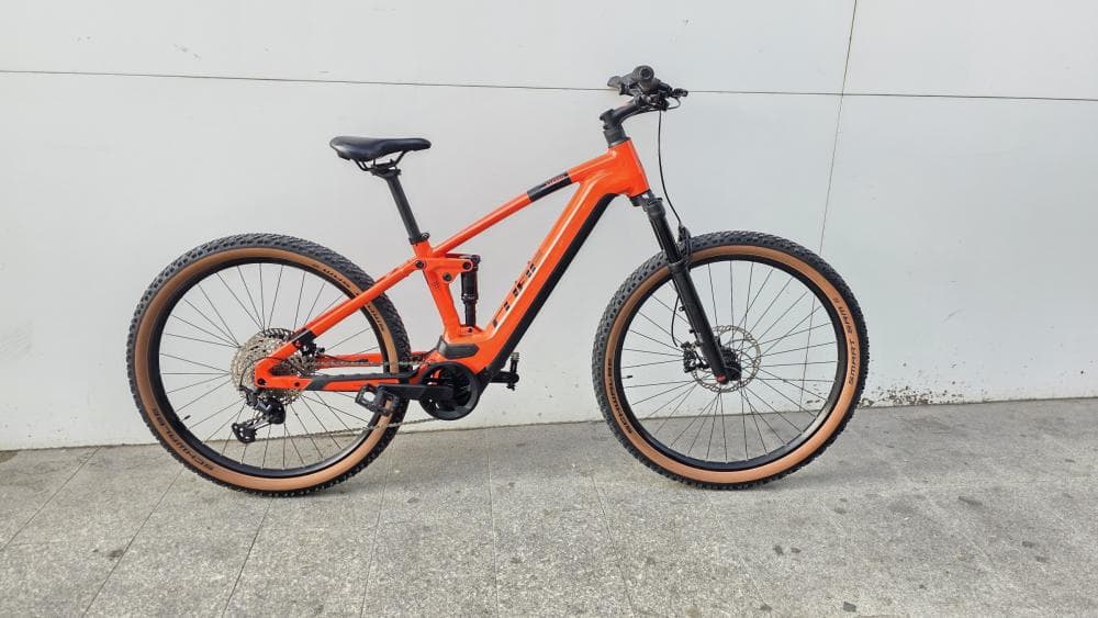 Cube Stereo Race Smart NOVO