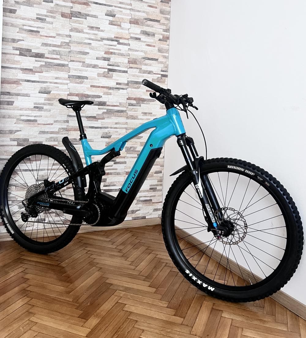 Focus Thron 2 Bosch Smart 750Wh XL Kompletan