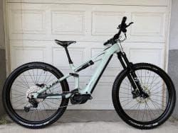 Cube Stereo Hybrid ONE44 HPC RACE 800Wh NOVO 2026