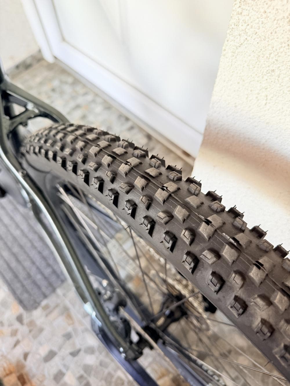 Specialized Turbo Tero 530Wh ( 2025 ) 29 L KAO NOV