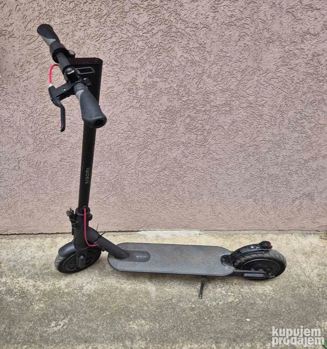 Xiaomi el.trotinet 3 Lite 300w / 25km/h