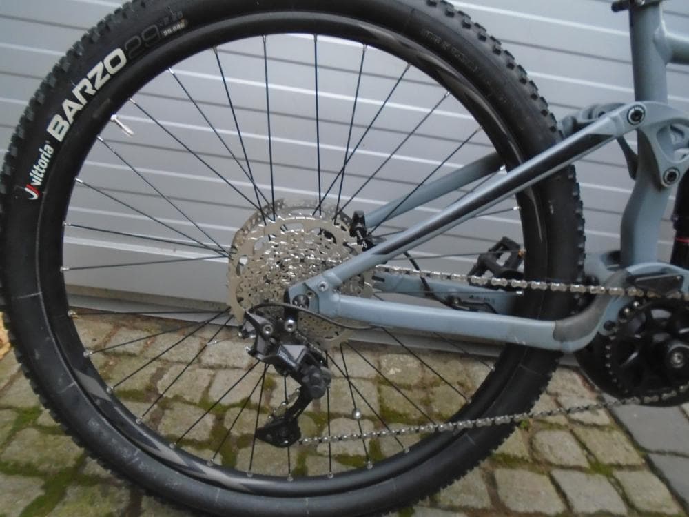 GIANT Stance E 29" KAO NOV