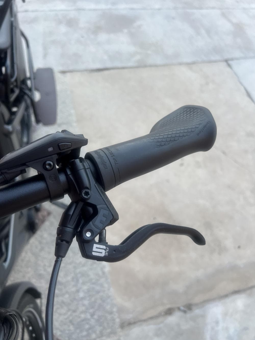 CUBE LONGTAIL Bosch 725Wh za prevoz dvoje dece